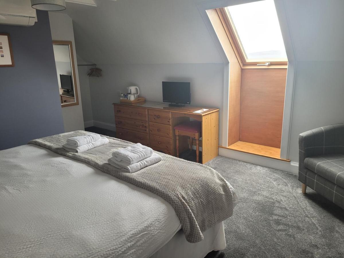 Lindisfarne Bed & Breakfast Stromness Bagian luar foto